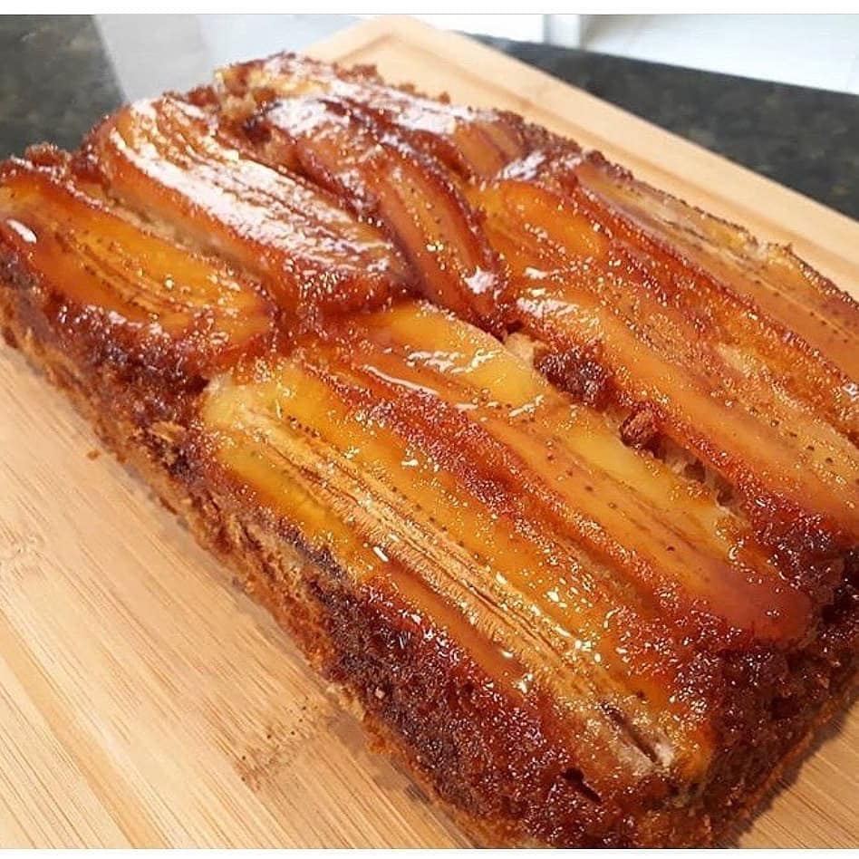 Bolo de Banana Caramelizada