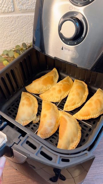Pastel na Air Fryer: receita fácil, crocante e sem fritura