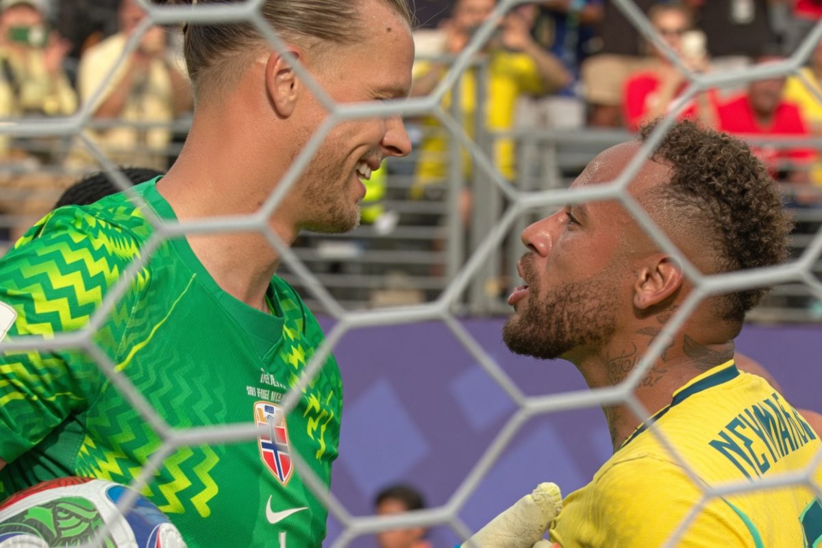 Câmeras flagraram tudo: leitura labial revela o que Neymar disse ao goleiro da Noruega em momento tenso da eliminação do Brasil